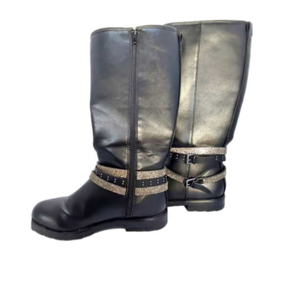 Steve Madden Other - Steve Madden Boots